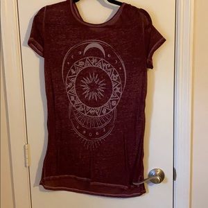 Sun and moon graphic tee size small